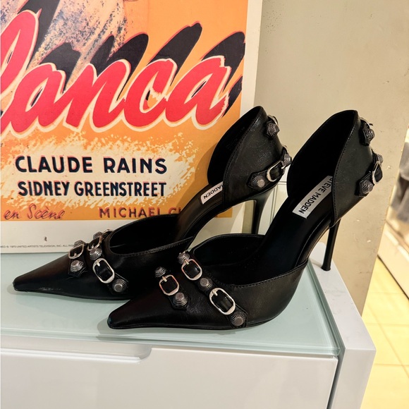 Steven Madden Black Heels with Silver Details - Picture 4 of 5